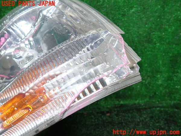 1UPJ-9233191150]ハイエースワゴン100系(RZH101G)右コーナーランプ ジャンク部品取り_2