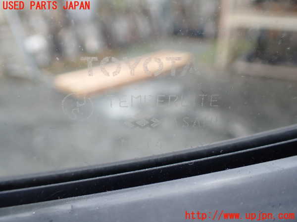 1UPJ-9233191230]ハイエースワゴン100系(RZH101G)右前ドア M214 中古_5