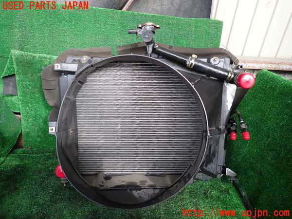 1UPJ-9233192321]ハイエースワゴン100系(RZH101G)ラジエーター1 中古_2