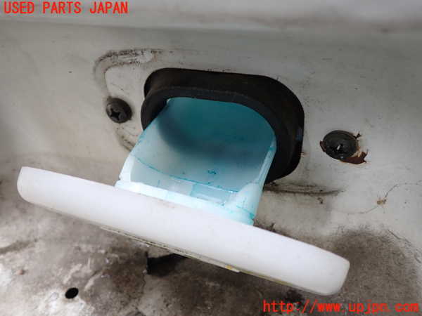 1UPJ-9233196791]ハイエースワゴン100系(RZH101G)ウォッシャータンク1 中古_2