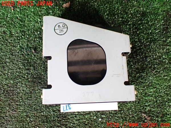 1UPJ-9233196125]ハイエースワゴン100系(RZH101G)ABSコンピューター 中古_3