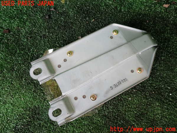 1UPJ-9233196145]ハイエースワゴン100系(RZH101G)エアバッグコンピューター 中古_3