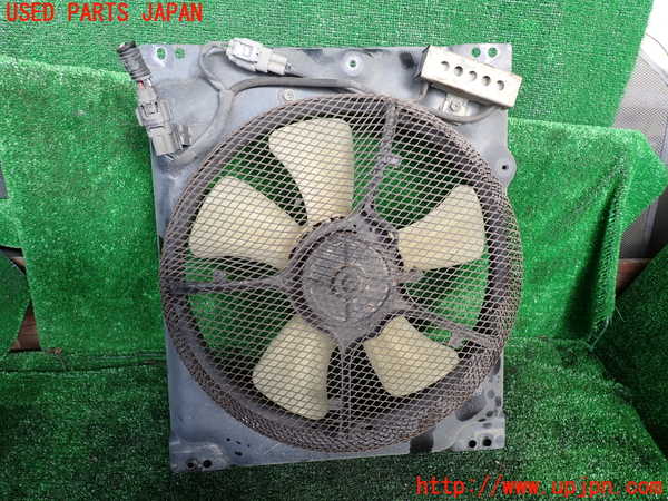 1UPJ-9233196836]ハイエースワゴン100系(RZH101G)電動ファン1 中古_2