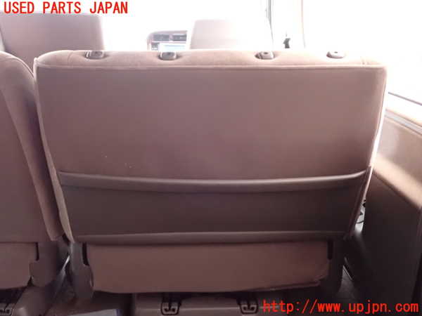 1UPJ-9233197145]ハイエースワゴン100系(RZH101G)右2列目シート 中古_4