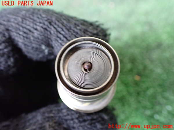 1UPJ-9233197815]ハイエースワゴン100系(RZH101G)シガライター 中古_3