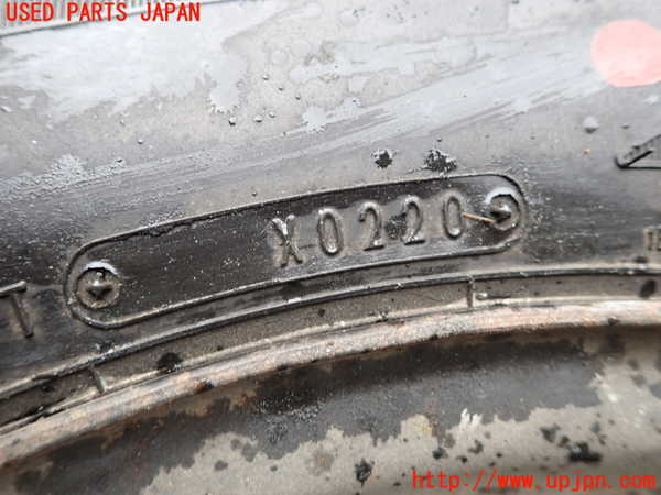 1UPJ-9233199601]ハイエースワゴン100系(RZH101G)スペアタイヤ1 中古_3