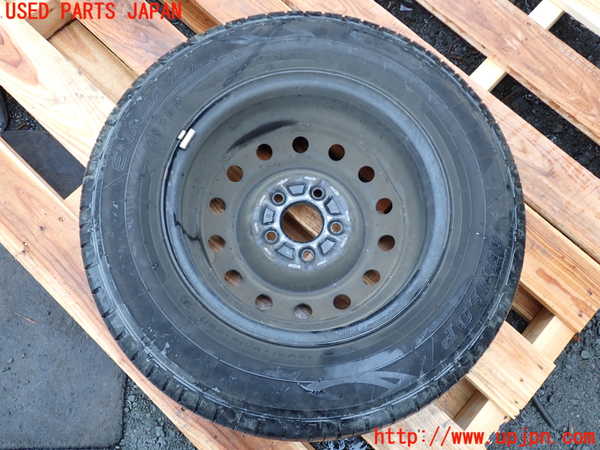 1UPJ-9233199027]ハイエースワゴン100系(RZH101G)タイヤ　ホイール　1本② 205/70R15 中古_4