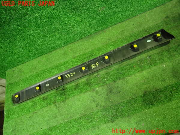 1UPJ-9233201232]ボルボ・XC60(DB4204TXC)右前ドアパネル 中古_2