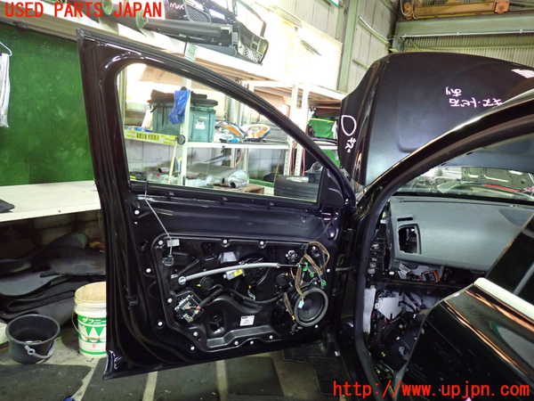 1UPJ-9233201260]ボルボ・XC60(DB4204TXC)左前ドア SEKURIT M53 中古_5