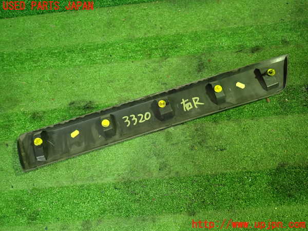 1UPJ-9233201292]ボルボ・XC60(DB4204TXC)右後ドアパネル 中古_2