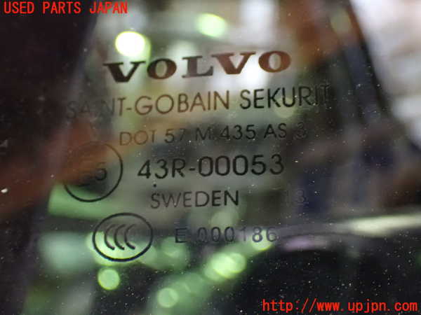 1UPJ-9233201320]ボルボ・XC60(DB4204TXC)左後ドア SEKURIT M435 中古_4