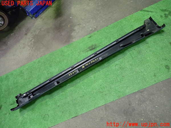 1UPJ-9233201390]ボルボ・XC60(DB4204TXC)右サイドステップ 中古_4