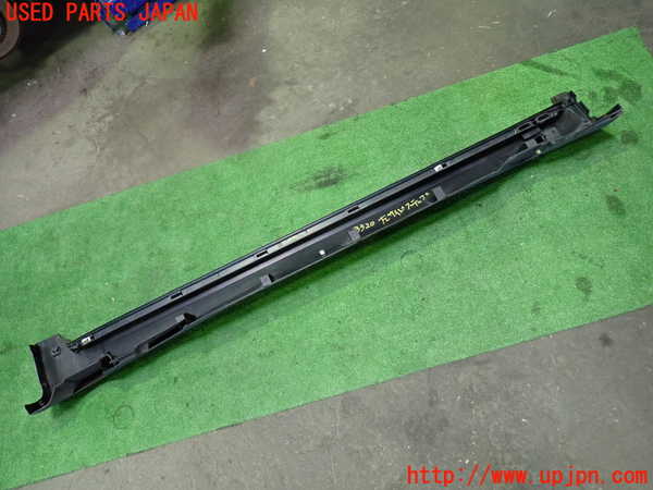 1UPJ-9233201392]ボルボ・XC60(DB4204TXC)左サイドステップ 中古_5