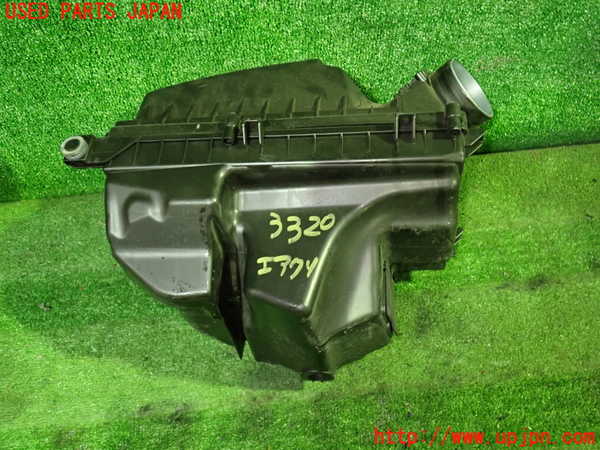 1UPJ-9233202560]ボルボ・XC60(DB4204TXC)エアクリーナーボックス 中古_2