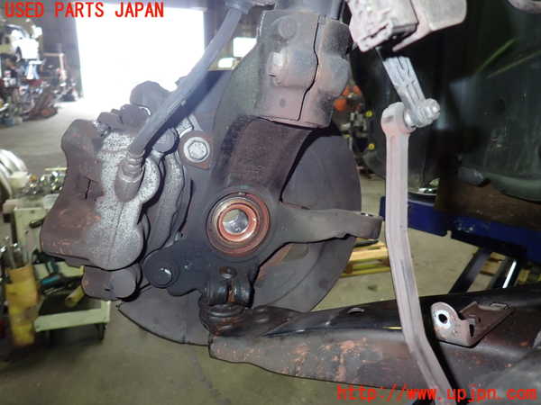 1UPJ-9233204290]ボルボ・XC60(DB4204TXC)右フロントナックルハブ 中古_2