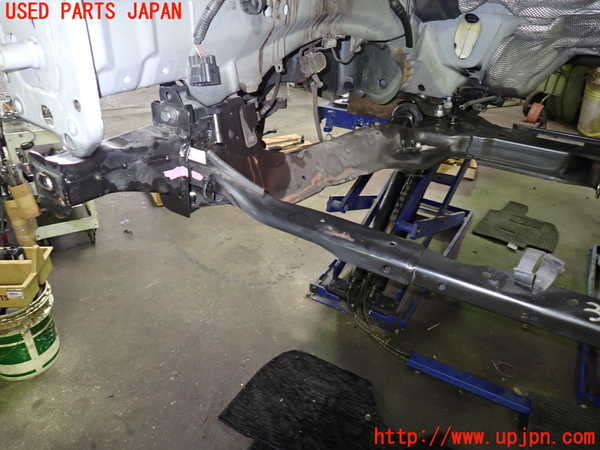 1UPJ-9233205285]ボルボ・XC60(DB4204TXC)フロントメンバー 中古_3