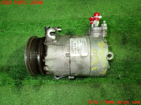 1UPJ-9233206025]ボルボ・XC60(DB4204TXC)エアコンコンプレッサー 中古_2