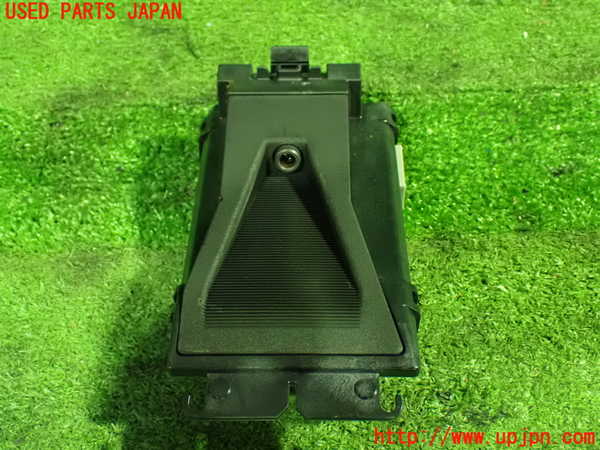 1UPJ-9233206382]ボルボ・XC60(DB4204TXC)センサー2 中古_2