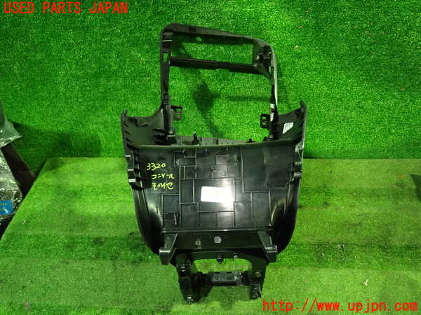 1UPJ-9233207549]ボルボ・XC60(DB4204TXC)コンソール 中古_3