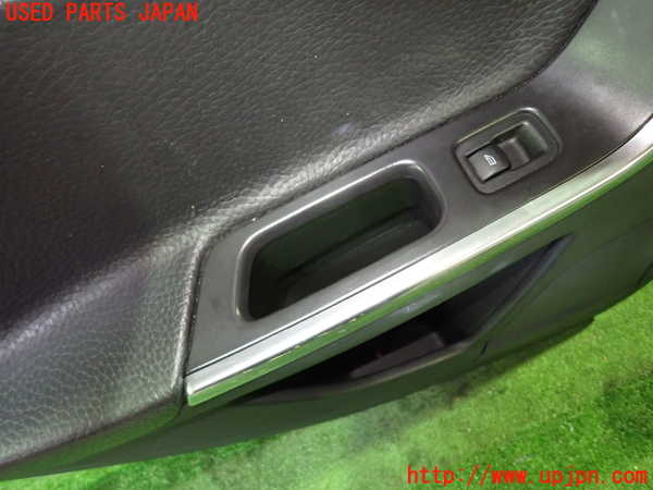 1UPJ-9233201324]ボルボ・XC60(DB4204TXC)左後ドア内張り 中古_2