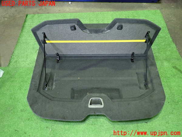 1UPJ-9233207771]ボルボ・XC60(DB4204TXC)ラゲッジトレイ1 中古_2