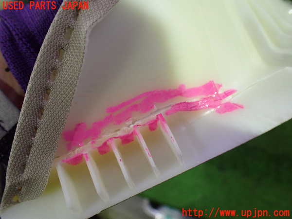 1UPJ-9233207660]ボルボ・XC60(DB4204TXC)左フロントピラートリム 中古_3