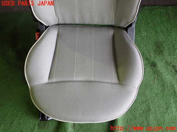 1UPJ-9233217065]フィアット・500(31209)助手席シート 中古_2