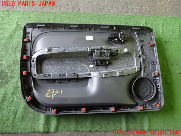 1UPJ-9233211234]フィアット・500(31209)右ドア内張り 中古_4