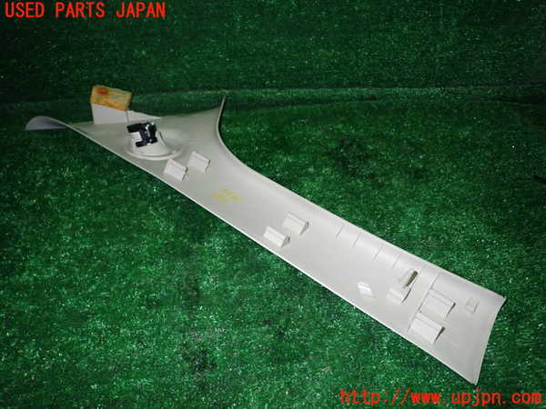 1UPJ-9233217655]フィアット・500(31209)右フロントピラートリム 中古_4