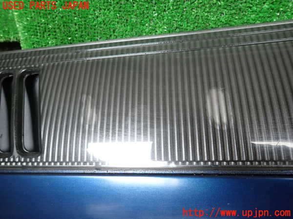 1UPJ-9233221050]デリカ スターワゴン(P35W)ラジエターグリル 中古_3