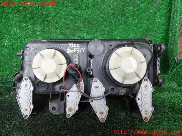 1UPJ-9233221130]デリカ スターワゴン(P35W)右ヘッドライト ハロゲン 中古_3