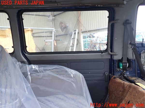 1UPJ-9233221320]デリカ スターワゴン(P35W)左後ドア M213 中古_4