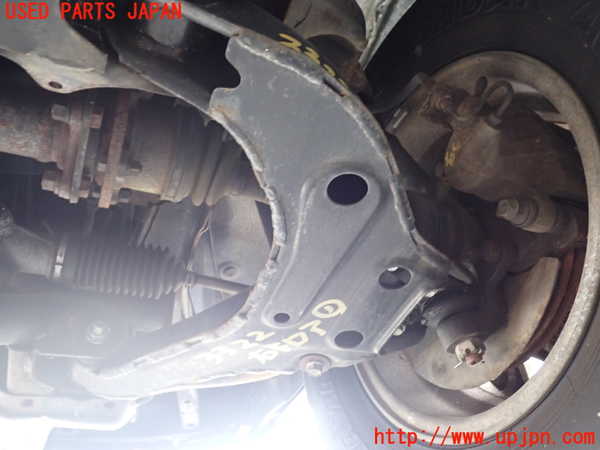 1UPJ-9233225176]デリカ スターワゴン(P35W)右フロントロアアーム1 中古_2