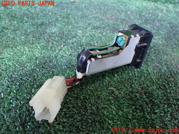 1UPJ-9233226308]デリカ スターワゴン(P35W)スイッチ3 (REAR　FAN) 中古_2