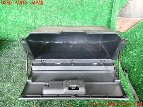 1UPJ-9233227516]デリカ スターワゴン(P35W)グローブボックス1 中古_3