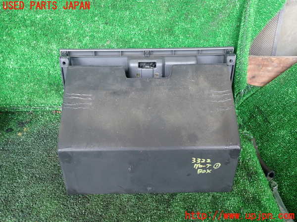 1UPJ-9233227516]デリカ スターワゴン(P35W)グローブボックス1 中古_4