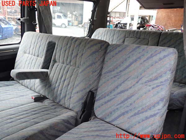 1UPJ-9233227125]デリカ スターワゴン(P35W)2列目シート 中古_2