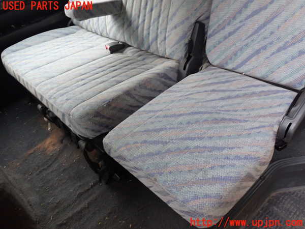 1UPJ-9233227125]デリカ スターワゴン(P35W)2列目シート 中古_3