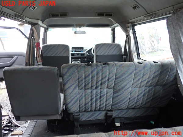1UPJ-9233227125]デリカ スターワゴン(P35W)2列目シート 中古_4