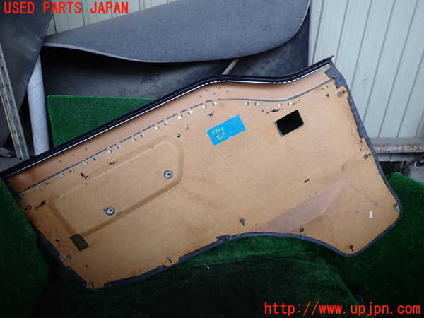1UPJ-9233221234]デリカ スターワゴン(P35W)右前ドア内張り 中古_4
