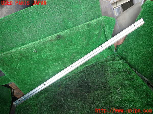 1UPJ-9233227771]デリカ スターワゴン(P35W)ラゲッジトレイ1 中古_4