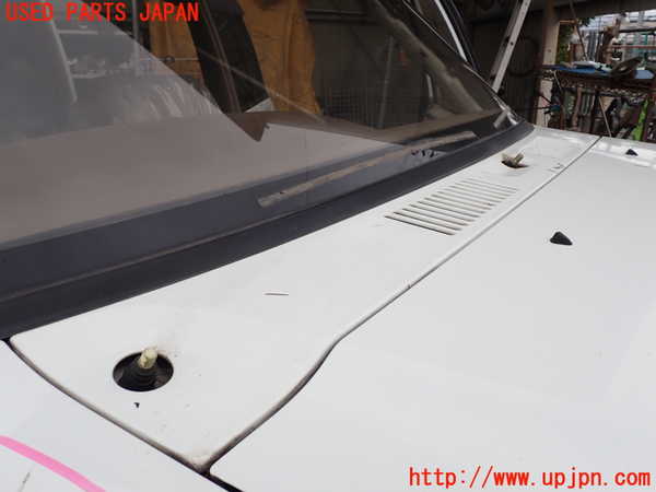 1UPJ-9233231190]ビッグホーン(UBS26GW)カウルトップ 中古_2