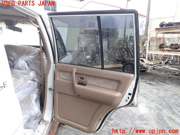 1UPJ-9233231290]ビッグホーン(UBS26GW)右後ドア ASAHI M2L4 中古_4