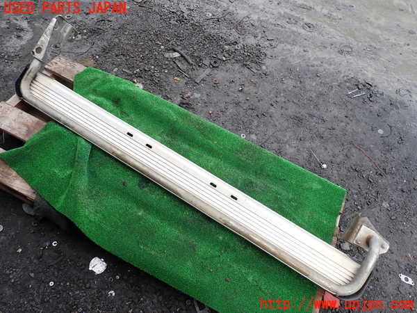 1UPJ-9233231390]ビッグホーン(UBS26GW)右サイドステップ 中古_2