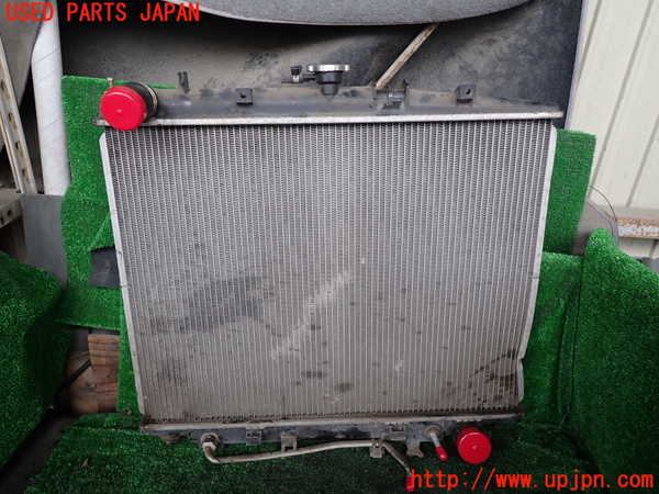 1UPJ-9233232321]ビッグホーン(UBS26GW)ラジエーター1 中古_2