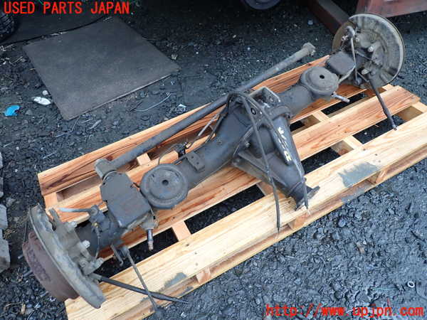 1UPJ-9233234400]ビッグホーン(UBS26GW)リアデフホーシング 中古_2