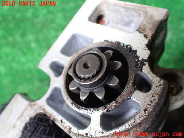 1UPJ-9233236010]ビッグホーン(UBS26GW)セルモーター 中古_3