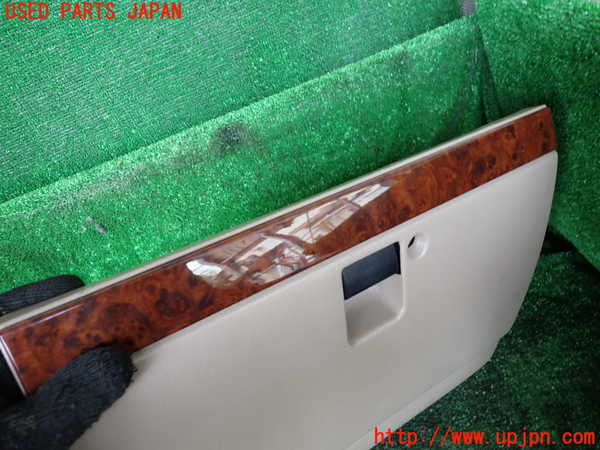 1UPJ-9233237516]ビッグホーン(UBS26GW)グローブボックス1 中古_2