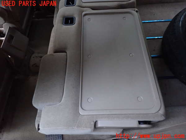 1UPJ-9233237175]ビッグホーン(UBS26GW)左2列目シート 中古_4
