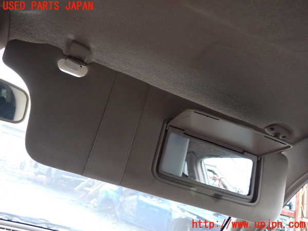 1UPJ-9233237625]ビッグホーン(UBS26GW)室内サンバイザー右側 中古_3
